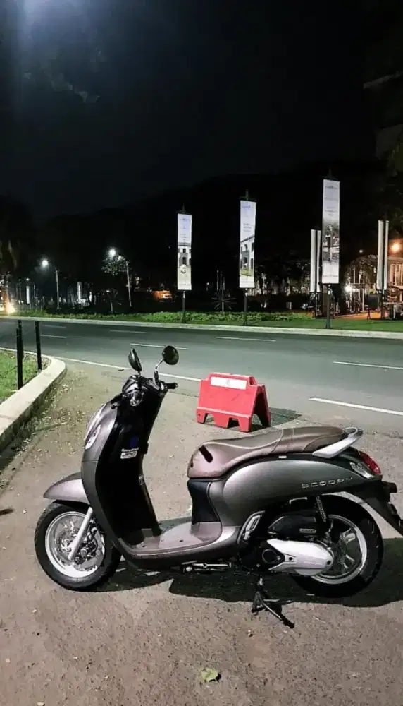 Jual Scoopy 2023 lengkap