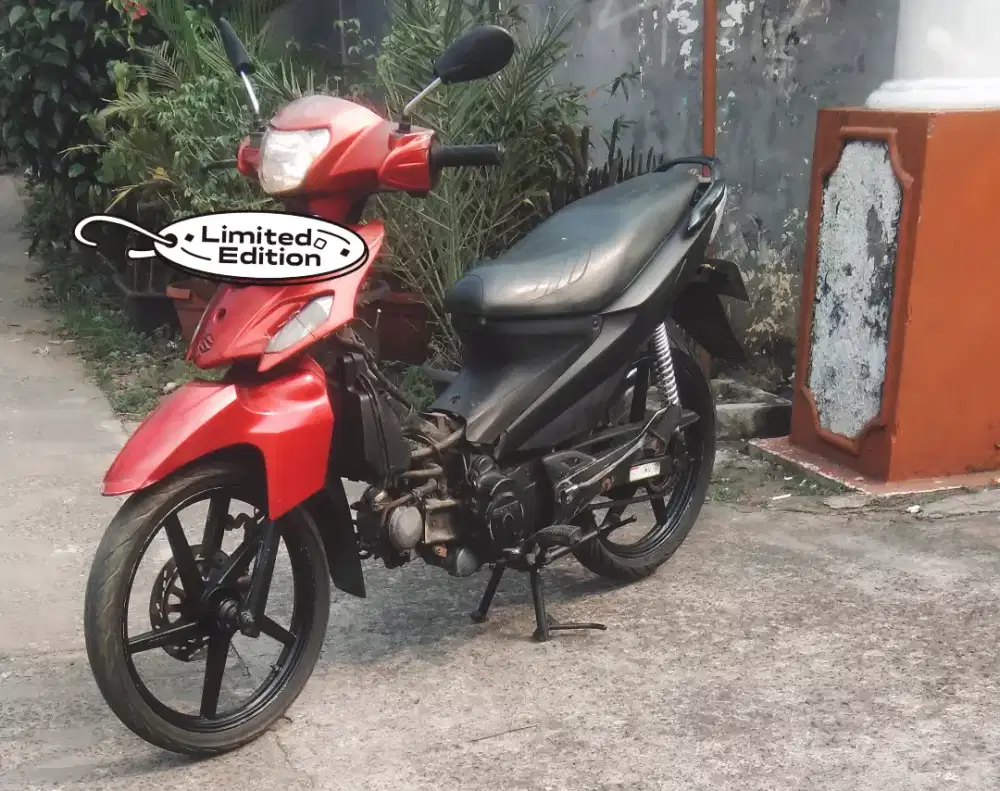 SUZUKI TITAN 2012
