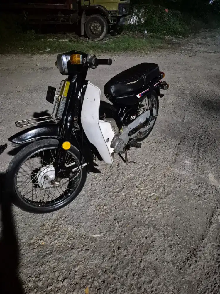 Yang suka motor antik monggo merapat bos ku