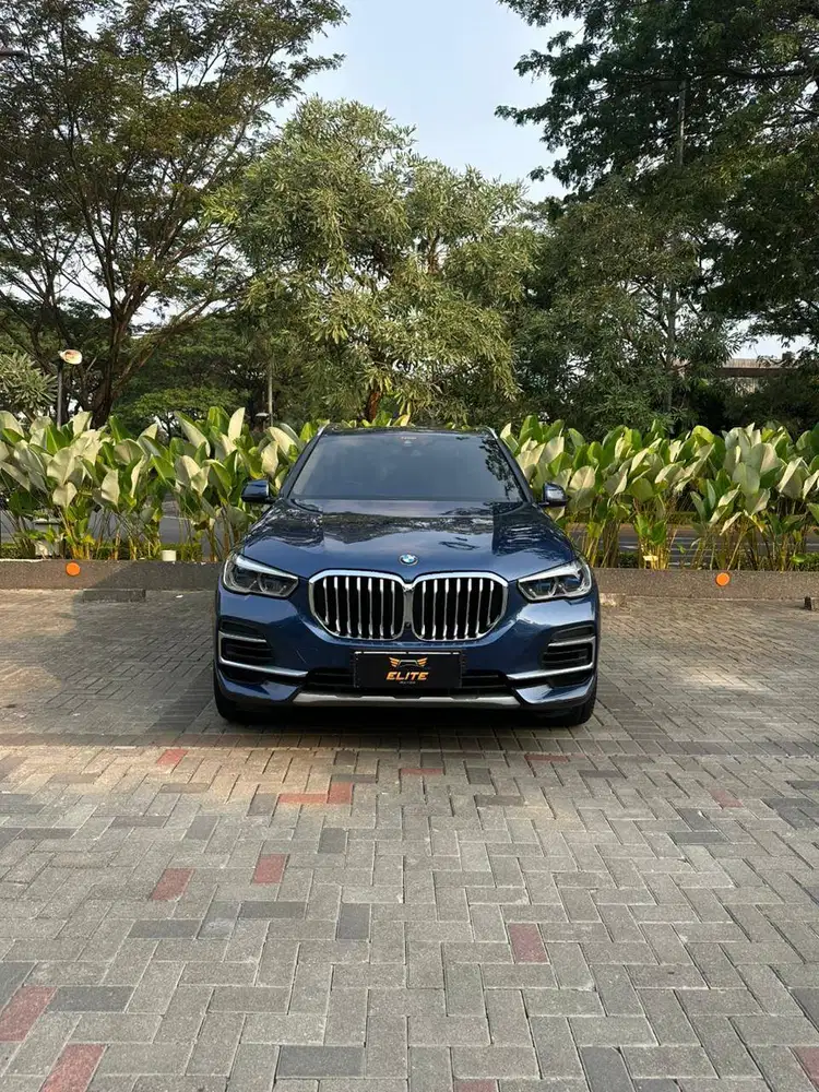 BMW X5 xDrive40i 2022 Biru Tua Tangan 1 Full Service BMW