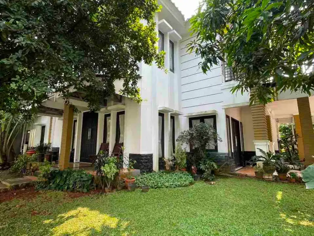 Dijual Rumah Hoek di Legenda Wisata Cibubur