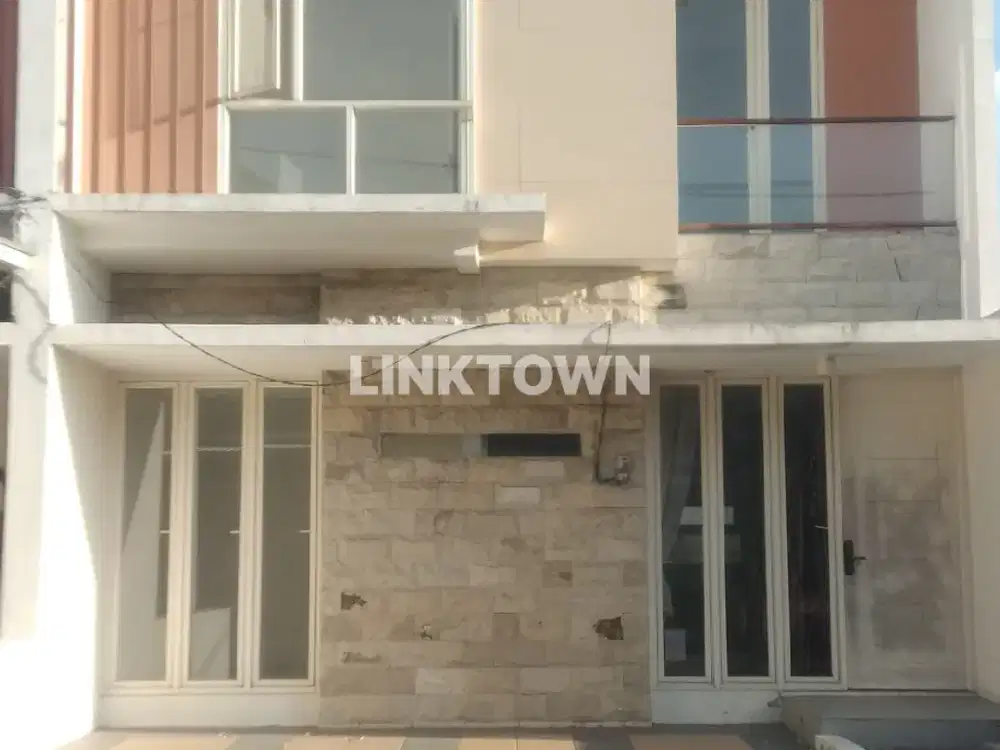 Dijual Rumah Baru Semifurnished Ex Show Unit di Grand Salt Village