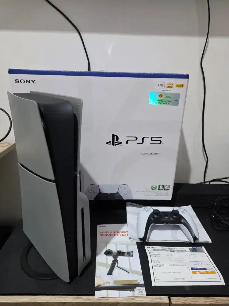 Ps5 slim disc 1tb resmi indonesia cfi 2118 terbaru barusan beli