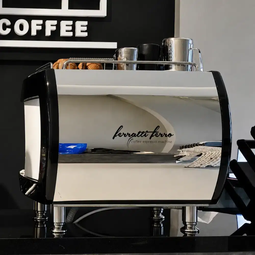 Mesin espresso Ferratti Ferro FCM-3109 La Morelli Minore