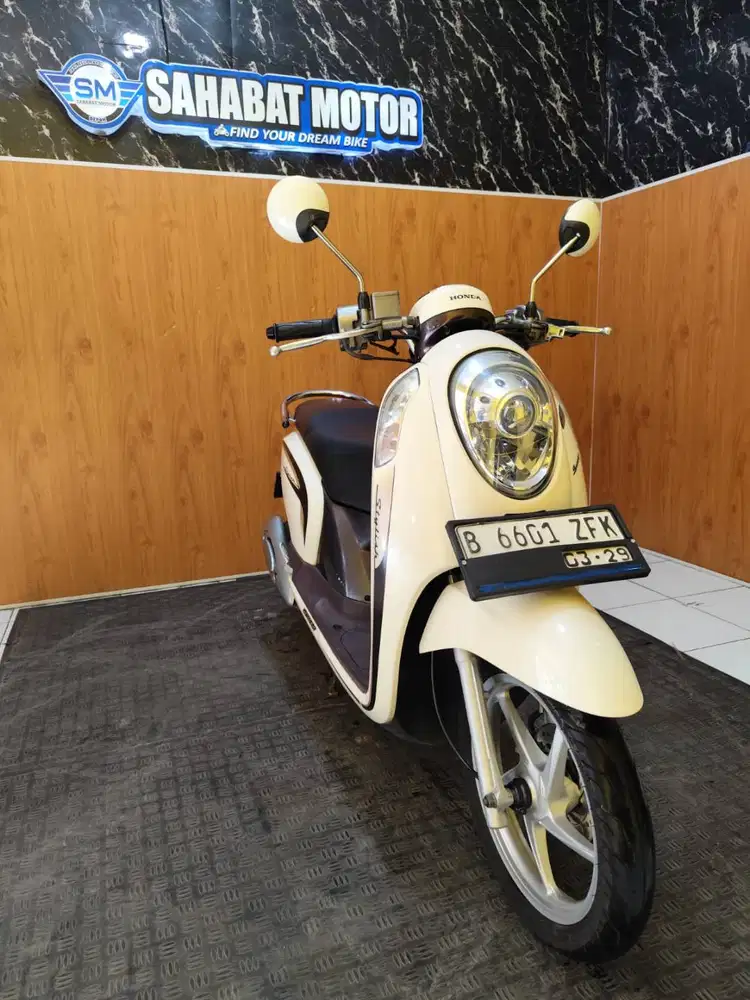 HONDA SCOOPY FI TH 2014
