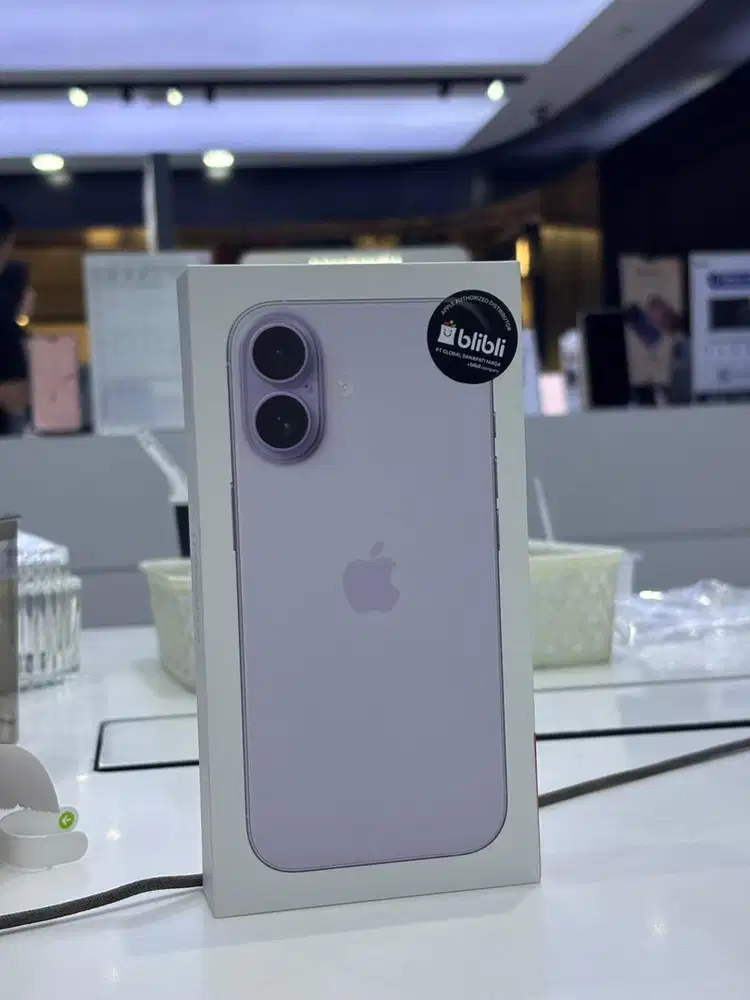 iPhone 17 256GB Lavender