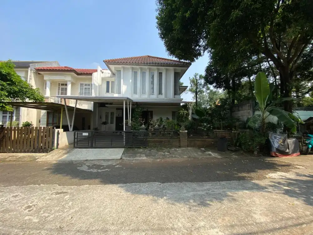 Rumah Terawat Siap Huni di Komplek Premium Cibubur Dekat Mall & Tol