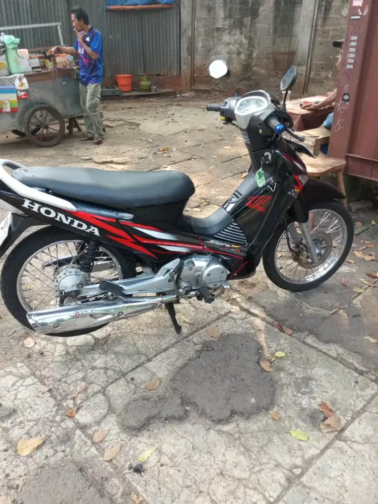 Dijual motor Honda Supra x 125