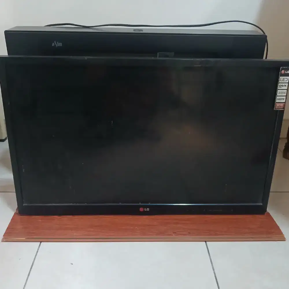 Jual Televisi Mati Total Paketan (2 televisi)