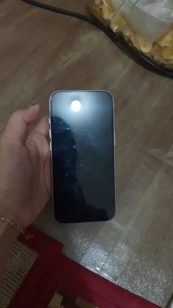 Iphone 15 . 128 GB