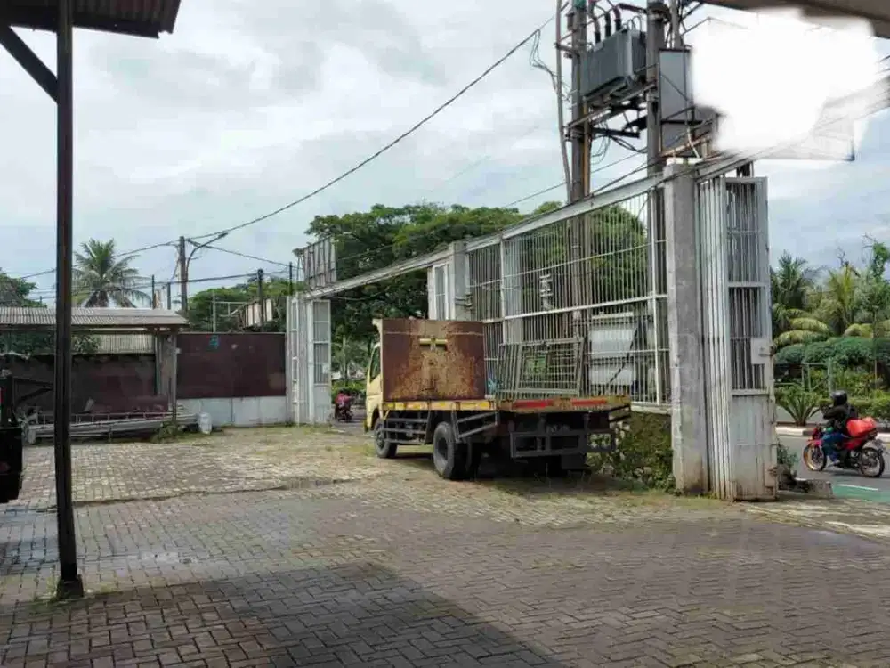 disewakan gudang dengan luas 1116 m2 dijalan Juanda Depok