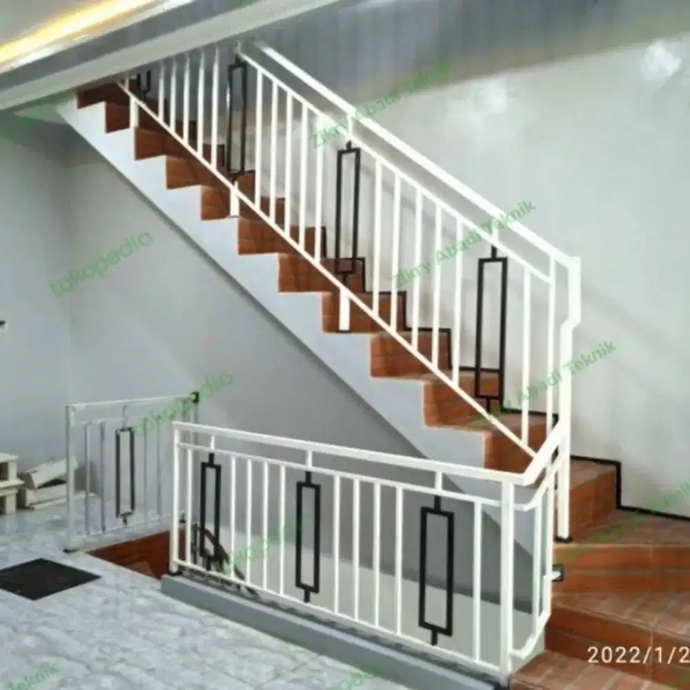 Railing tangga minimalis