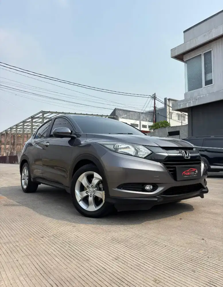 Honda HR-V E CVT 2017 bekas murah