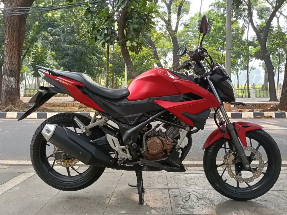 DIJUAL CASH NEW HONDA CB 150R THN 2018 PJK IDUP SIAP PAKAI