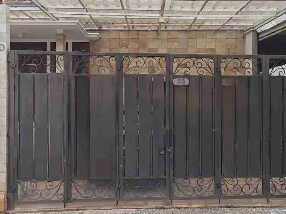 Dijual rumah bagus dan nyaman di cilandak timur