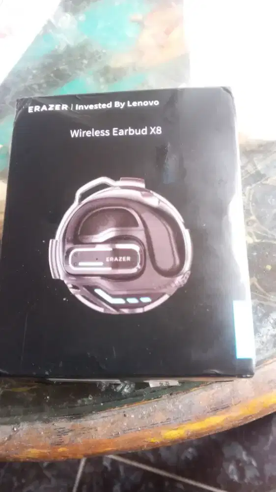 Erazer wireless earbud x8