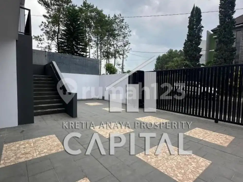 Rumah Baru 3 Lantai Design Modern Minimalis Dengan View Gunung Yang Cantik Di Pondok Hijau Setiabudi Bandung