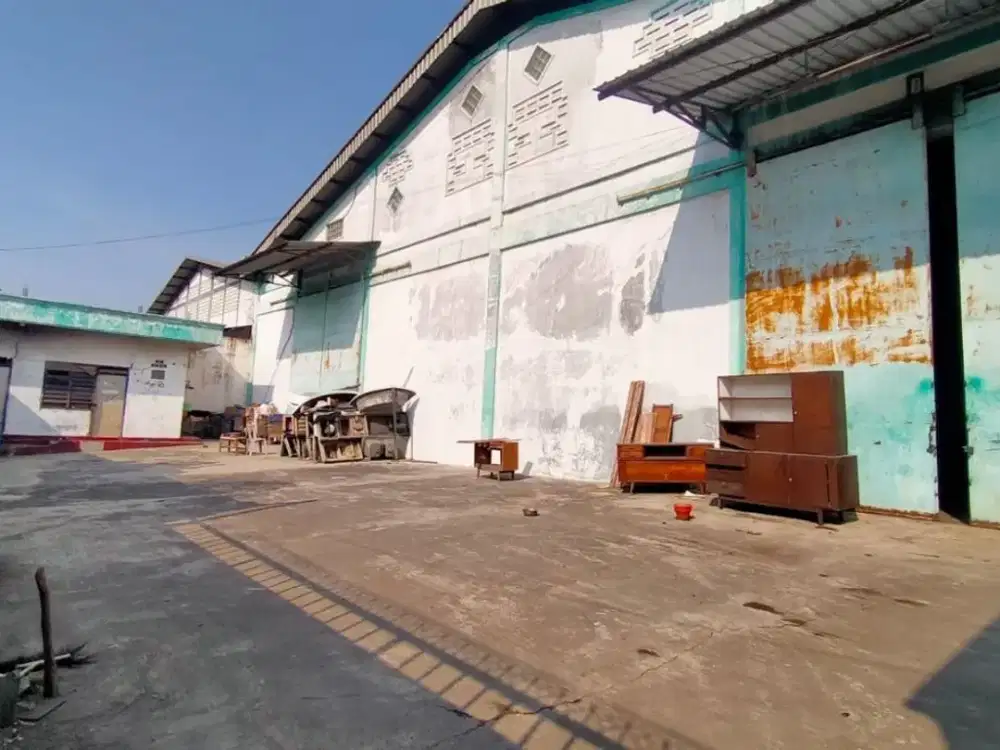Gudang Margomulyo Indah Kontainer 40ft bisa masuk Ada teras Ada kantor