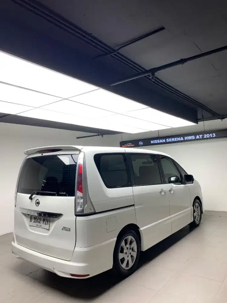 Nissan serena Hws Matic 2013 2.0cc