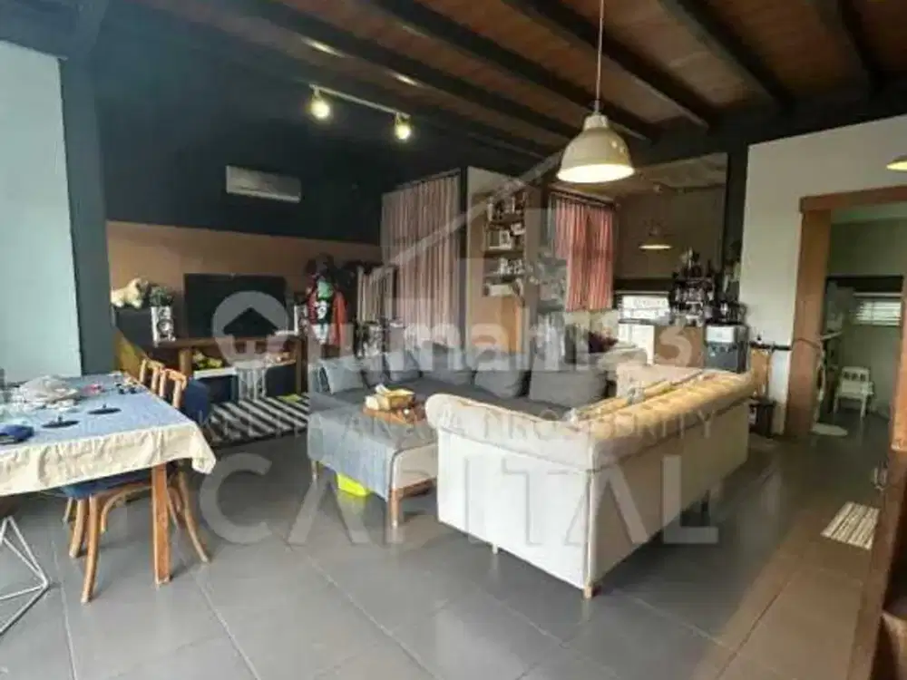 Rumah Dengan View Cantik Design Unik By Dendy Darman Studio di Bojong Koneng Atas Cikutra