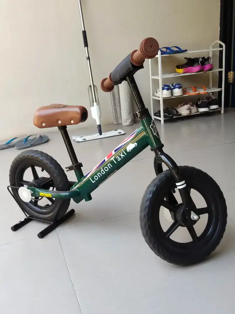 Balance Bike/ Sepeda Keseimbangan Anak