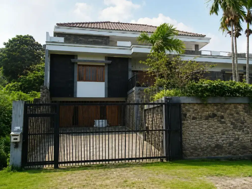 Murah Rumah Luas Komplek Bukit Mas Cipageran