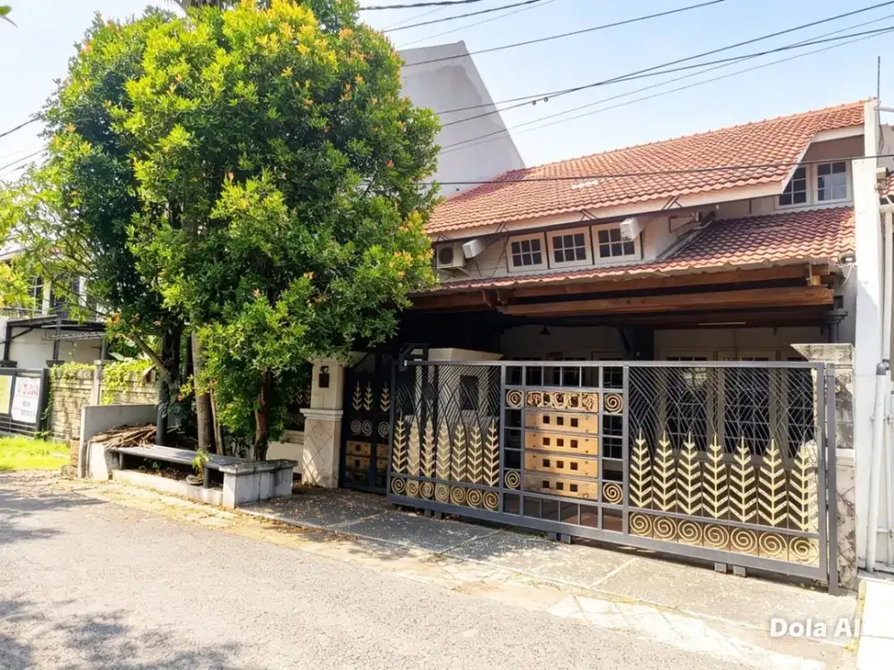 Di sewakan Rumah Tinggal Duren sawit  Bangunan 2 lantai