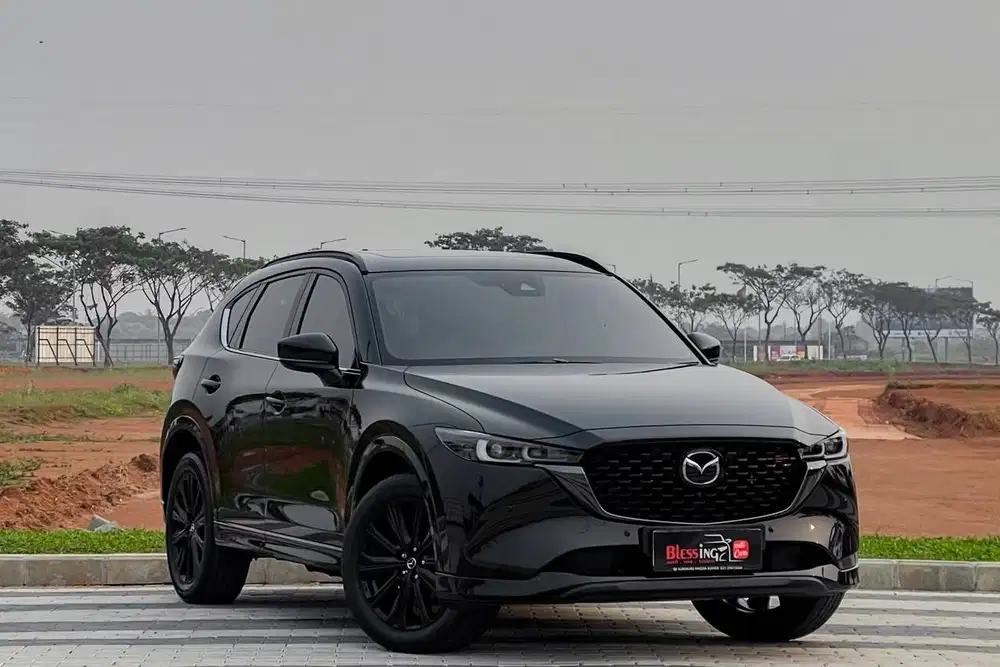 Mazda CX5 Kuro 2.5 Skyactiv Sunroof AT Matic 2023 Hitam Metalik LOW KM