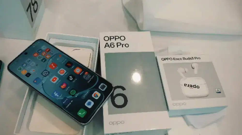 Oppo A6 pro 8/256gb Cicilan Tanpa DP syarat cukup KTP
