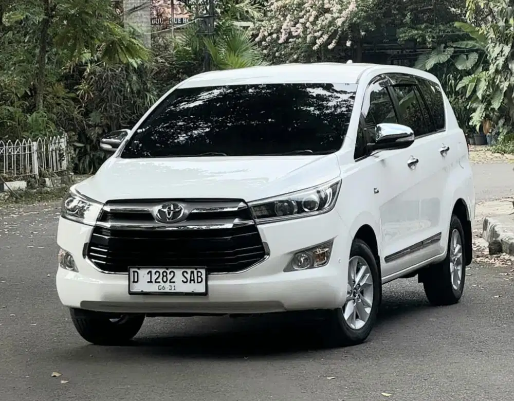 INNIVA REBORN Q LUXURY 2.0 AT 2016 LowKM 101rb RECORD TOYOTA BANDUNG