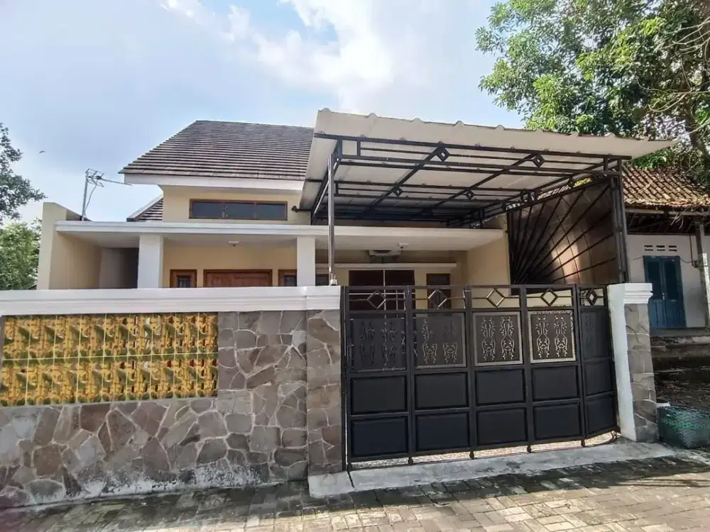 Disewakan Rumah Full Furnish Berlokasi di Jln kaliurang km 10 Dekat UII