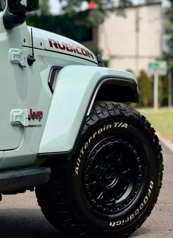 RUBICON JL 
2.0L Turbo 
(Sway Bar + Axle Lock) 2023