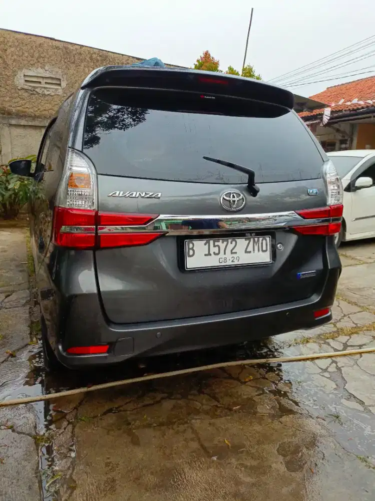 Rental mobil. Sewa mobil harian, mingguan & bulanan lepas kunci.