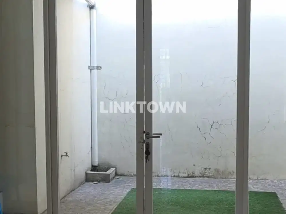 Disewakan Rumah Siap Huni 2 Lantai di Royal Residence Surabaya Barat
