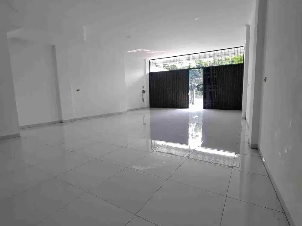 Disewakan Ruko Mandiri 5 lantai latumenten jakarta barat