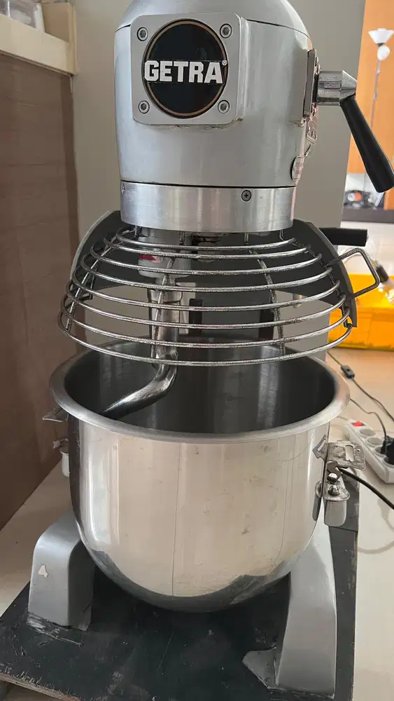 Mixer Planetary Getra B20-F 20 Liter Bekas Normal Lengkap