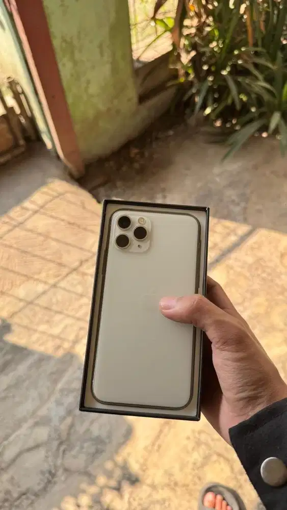 Iphone 11 pro 256gb resmi Beacukai
