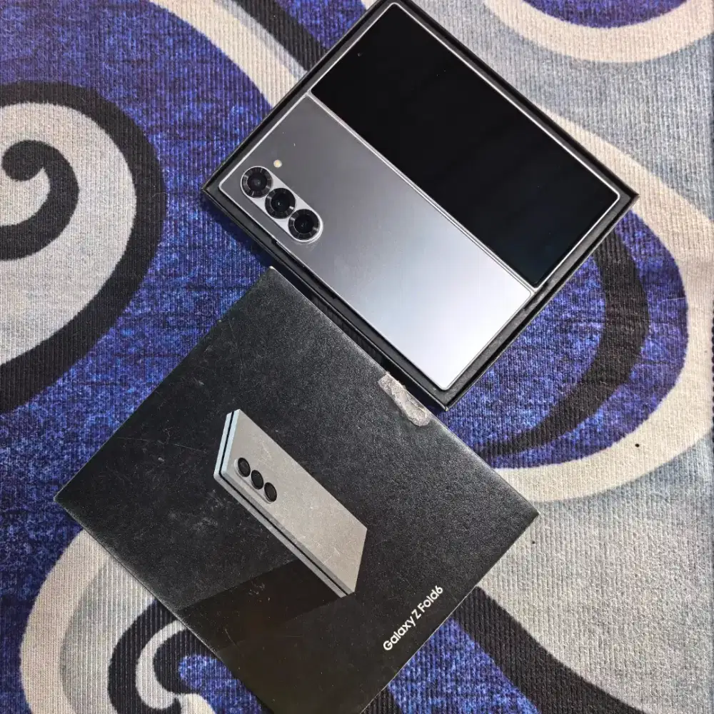 Samsung galaxy Z fold 6 5G 12/256 second