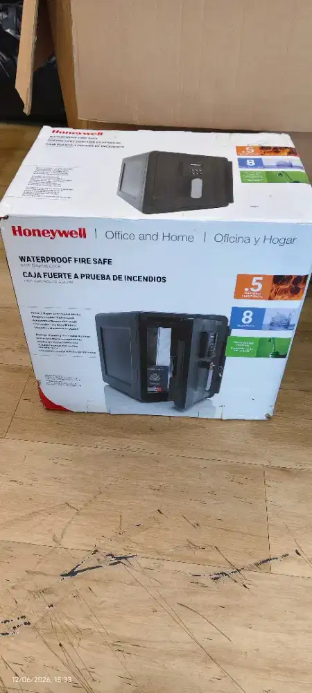 brankas tahan api Honeywell Waterproof Fire