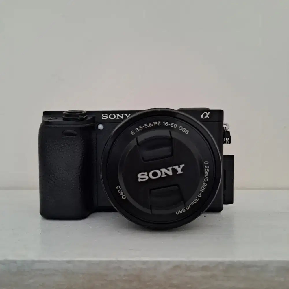 Kamera Sony A6300 Lensa Kit Bekas SC Rendah