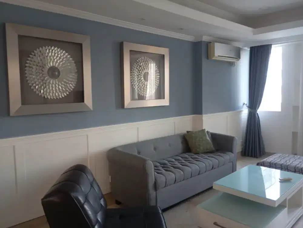 Disewakan 2BR di Park Royale. Baru renovasi