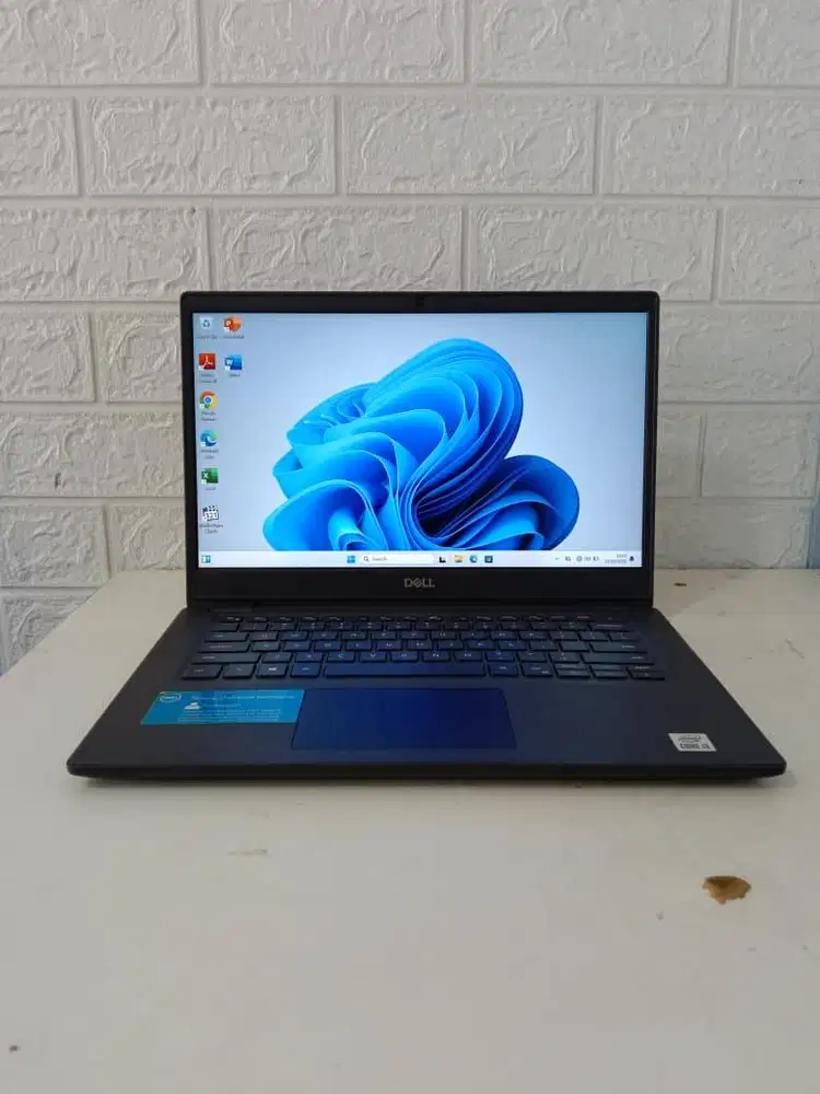Laptop Dell Latitude 3410 Core i3 Gen10 RAM 8GB SSD 256GB 14in FHD