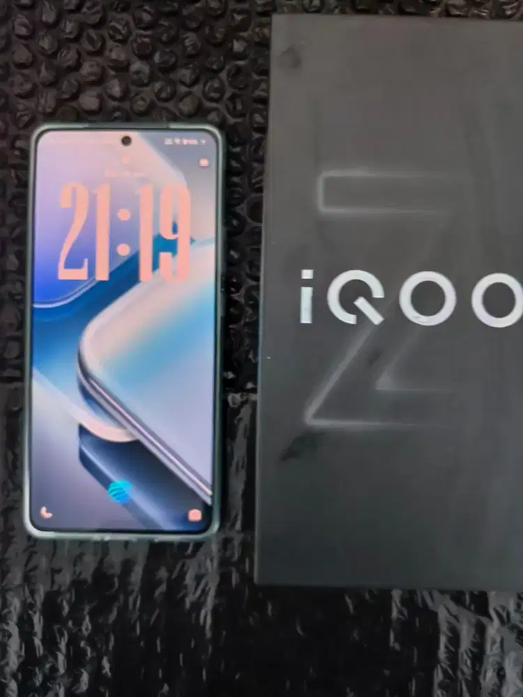 iqoo z9 ram 8/128 harga 2,7000 nego