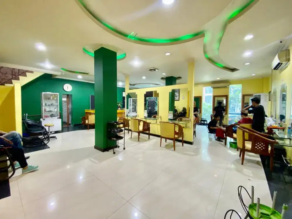 Dijual Rumah Mewah Luas Cocok untuk Tempat Usaha Lokasi Strategis Dekat Blok M Square di Kebayoran Baru Jaksel Lr-4844