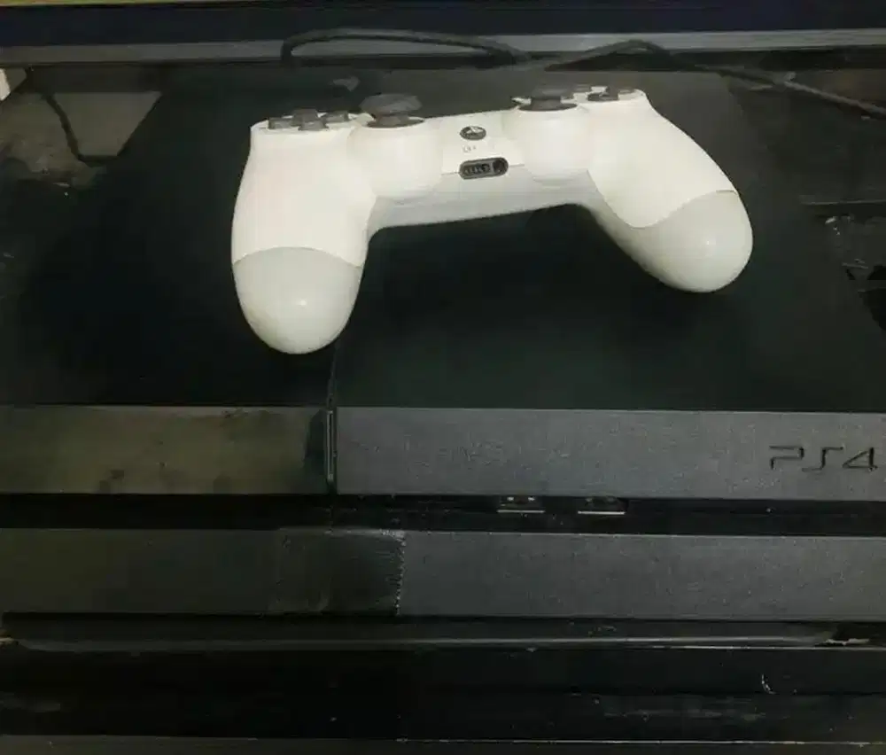 PS4 Fat + TV Sharp