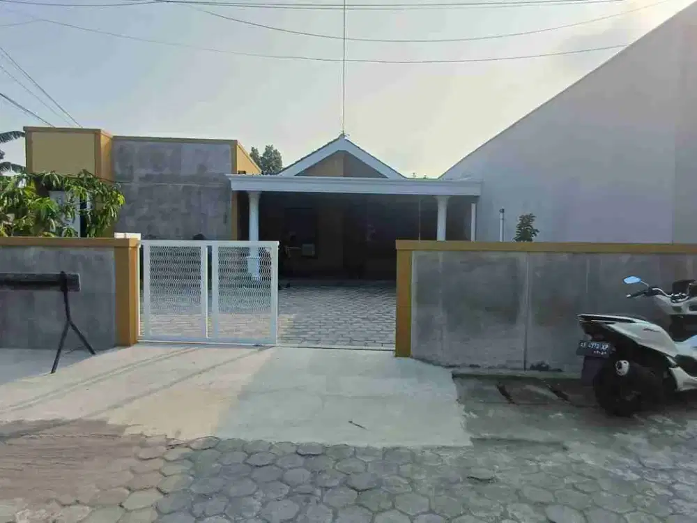 Rumah halaman luas area jl. kabupaten sleman
