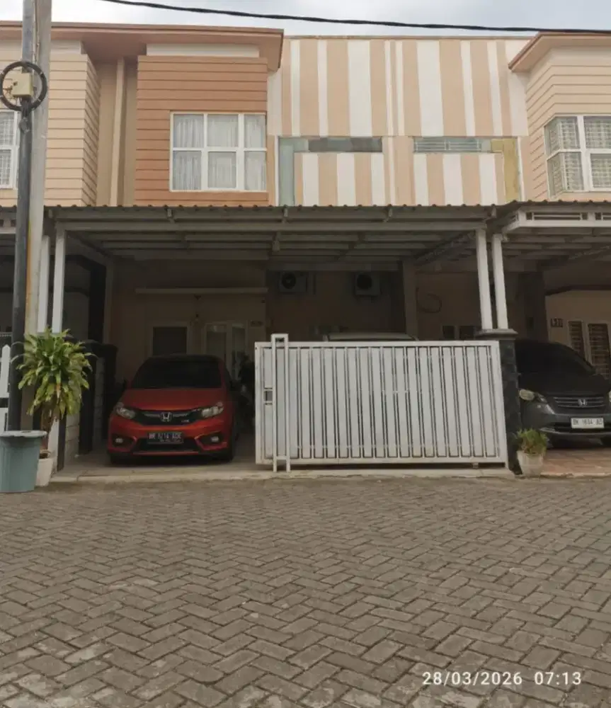 Dijual rumah komplek atrium residence