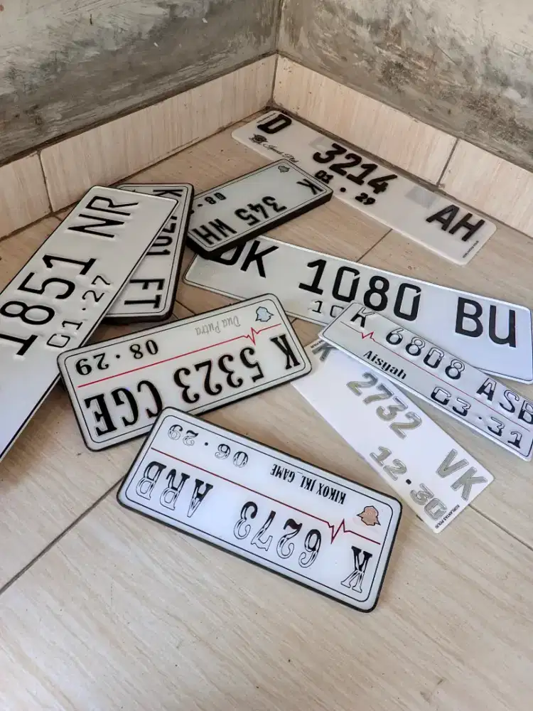 plat nomor kendaranann motor, mobil dll
