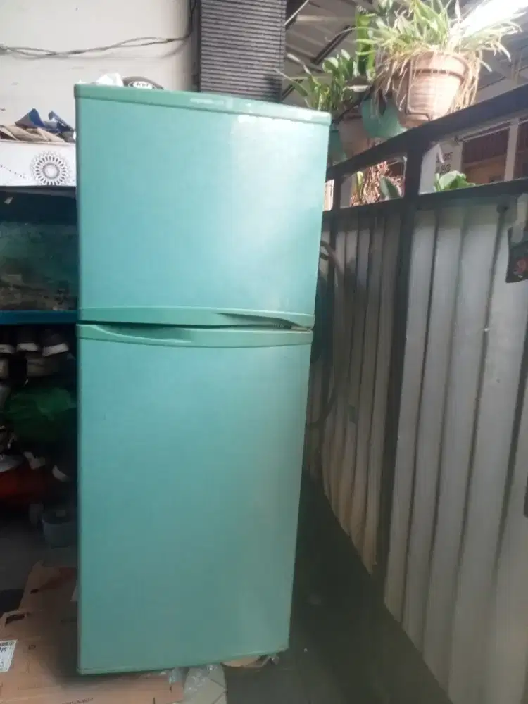 Kulkas LG  2 pintu