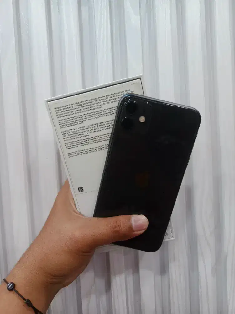 iPhone 11 128Gb iBox
